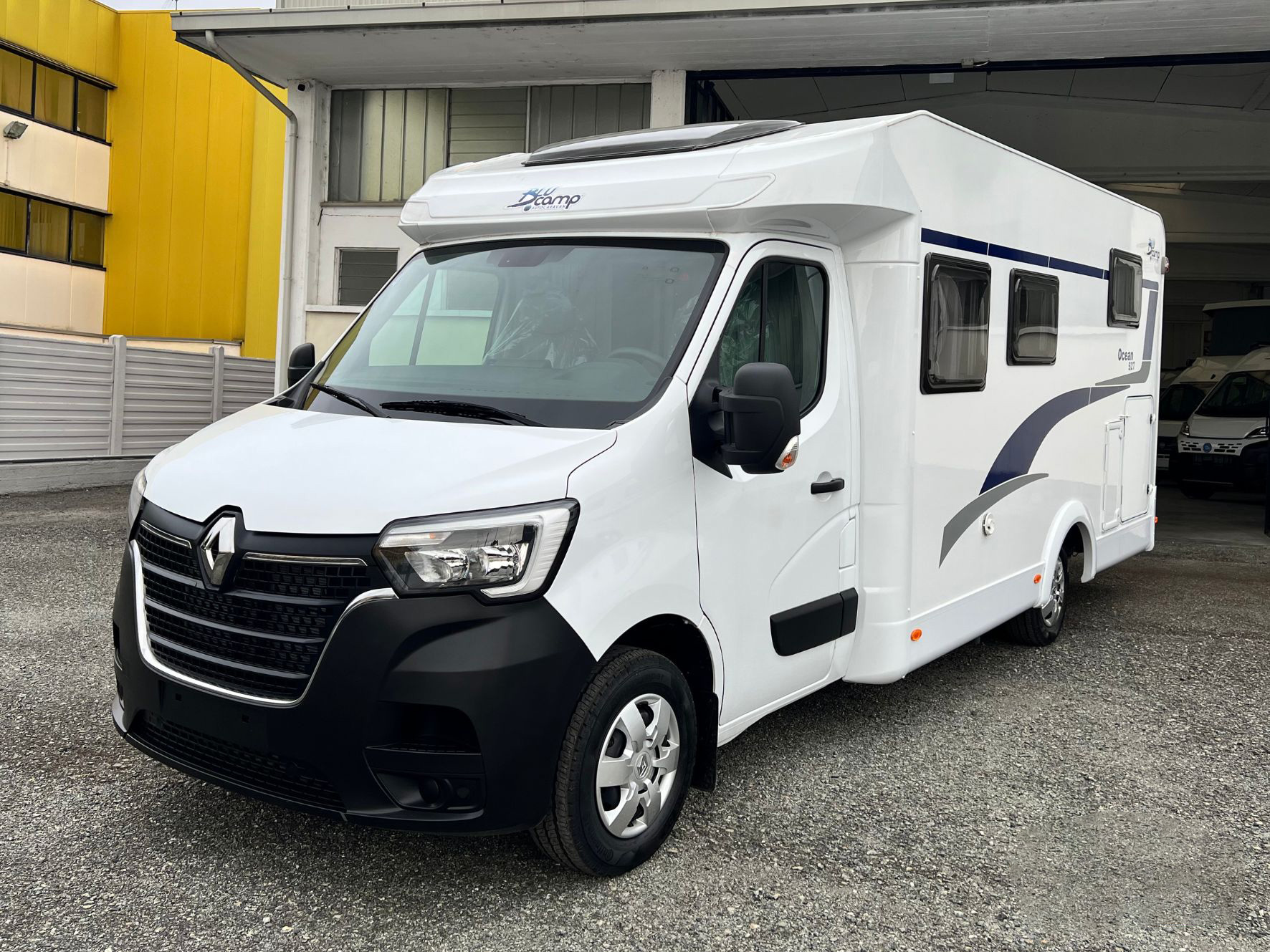 Blucamp Ocean 527 Renaul T